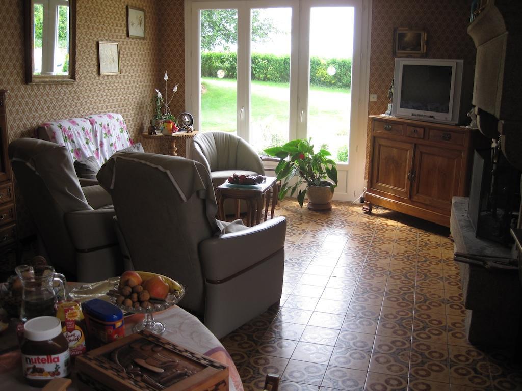 Chambres D'Hotes La Pinderie Val-Couesnon Екстер'єр фото