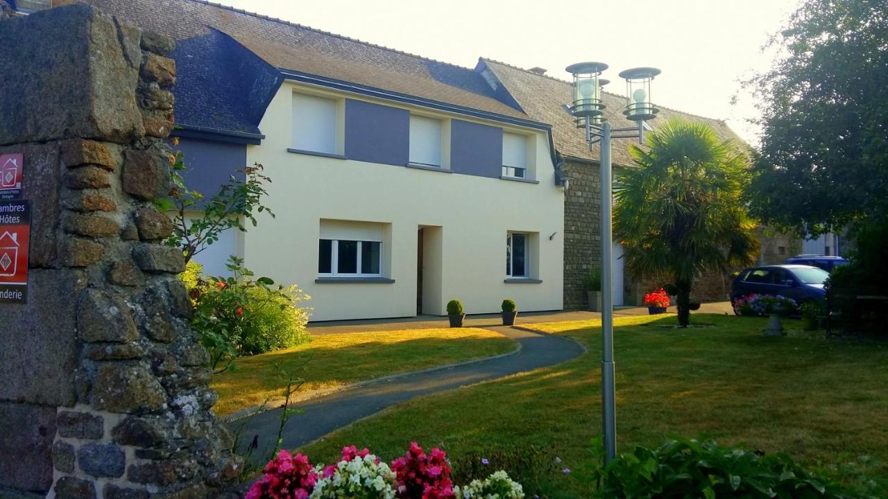 Chambres D'Hotes La Pinderie Val-Couesnon Екстер'єр фото